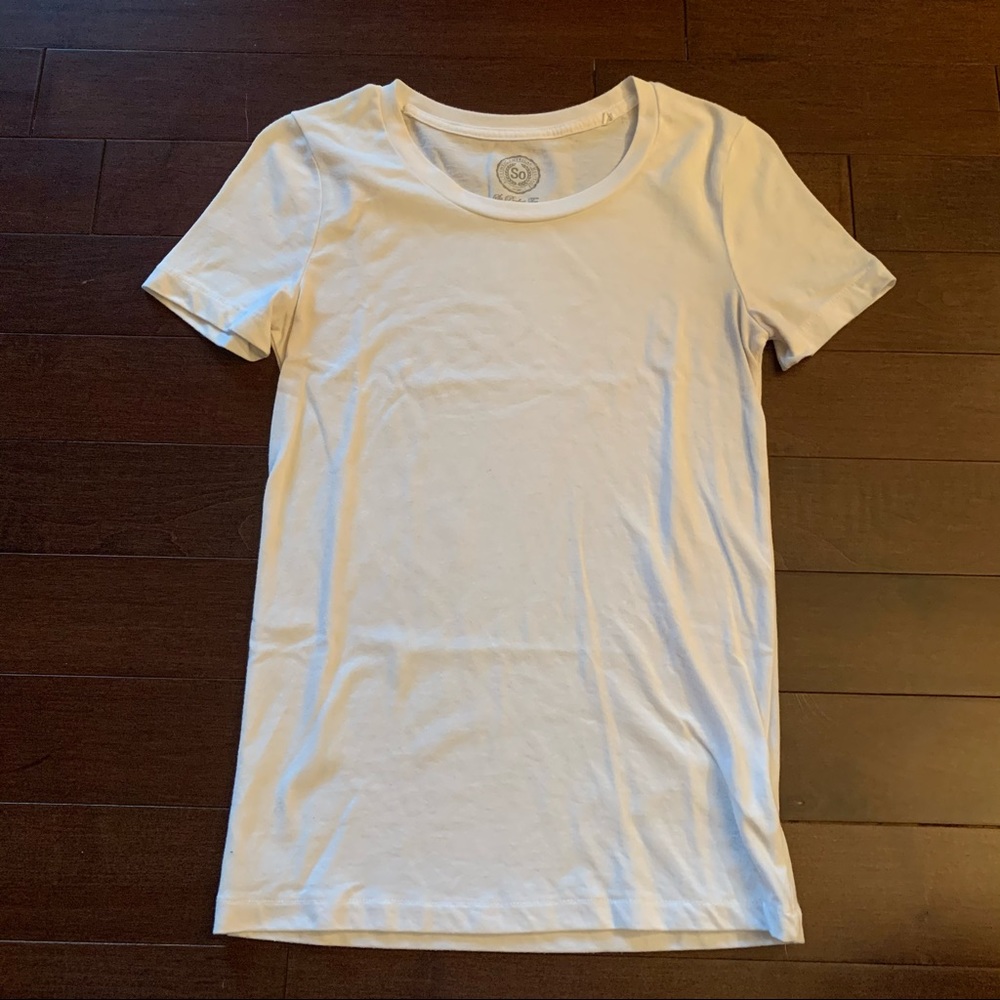 3/$15 SO white crew neck short sleeve top